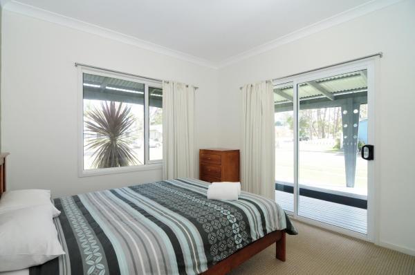 Huskisson Holiday Motel Cabins Jervis Bay Exteriör bild